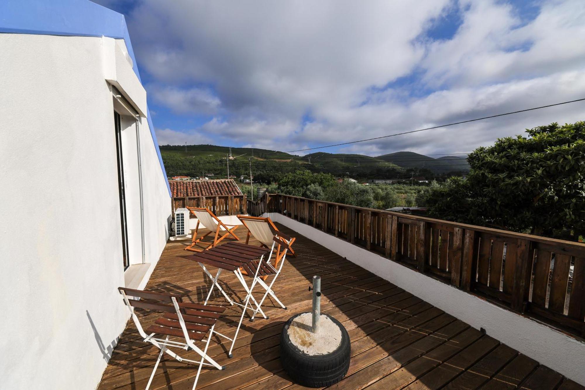 Villa Renovated Wine Press House - With Pool Porto de Mós Exterior foto